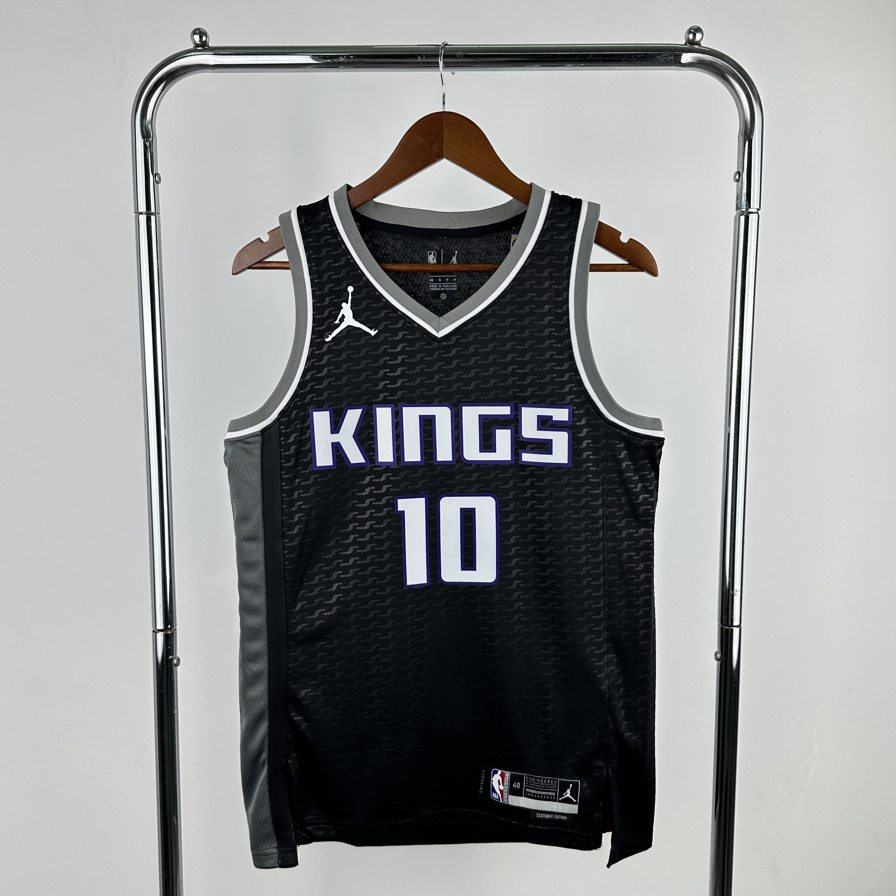 Men Sacramento Kings 10 Derozan Black Season 2024 NBA Jersey
